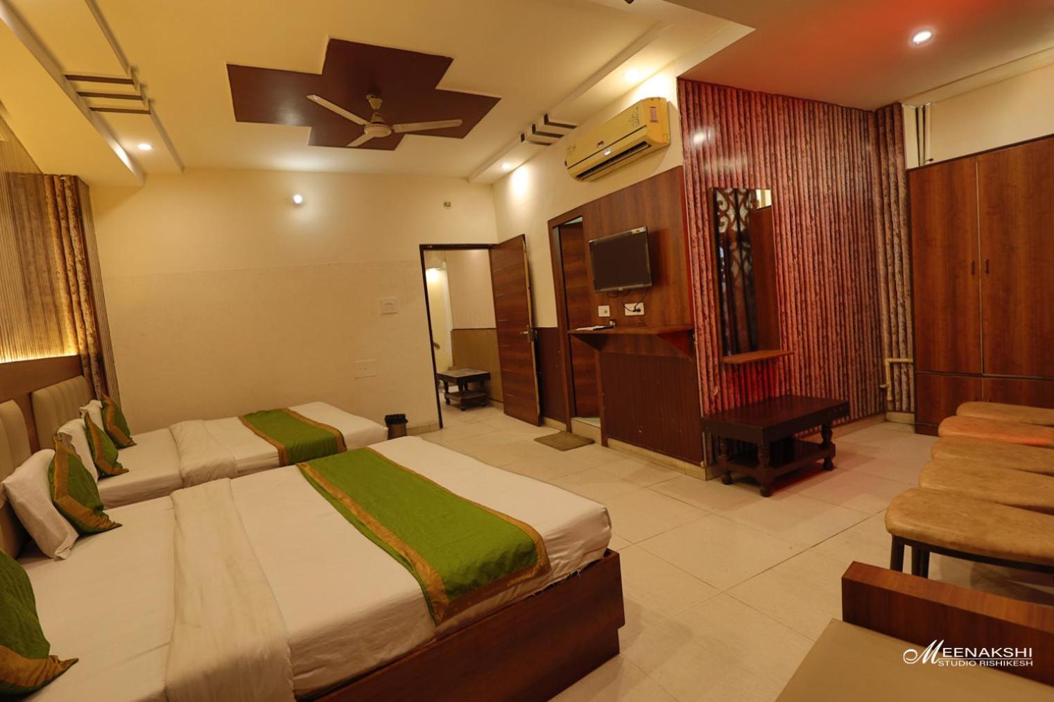 Hotel Haridev Roorkee Buitenkant foto