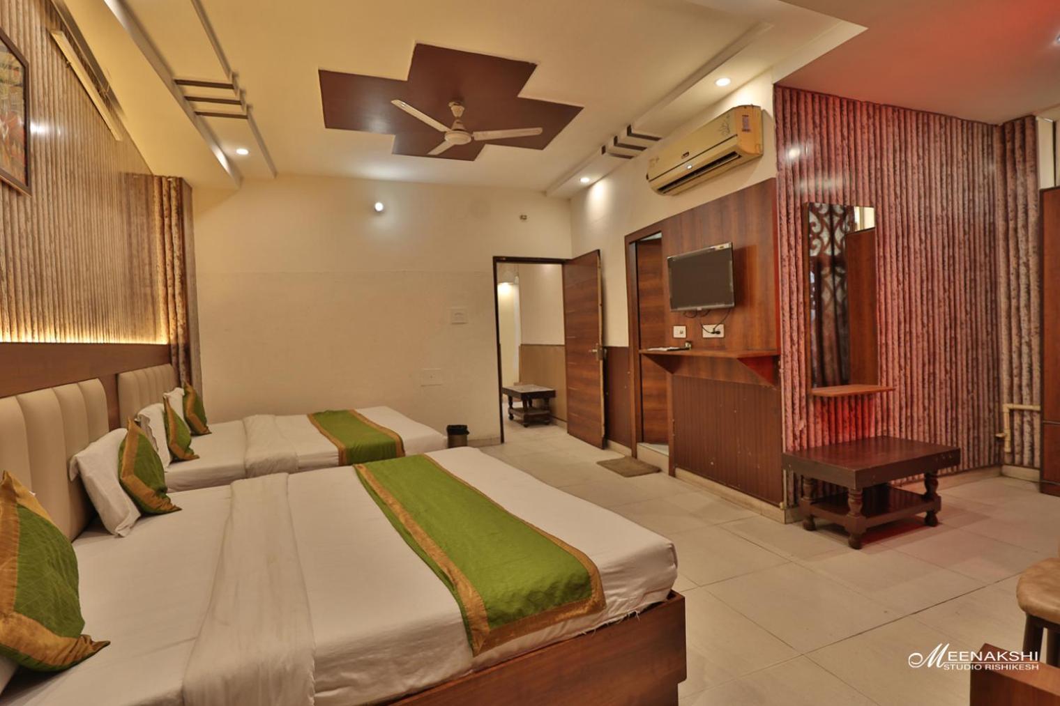 Hotel Haridev Roorkee Buitenkant foto