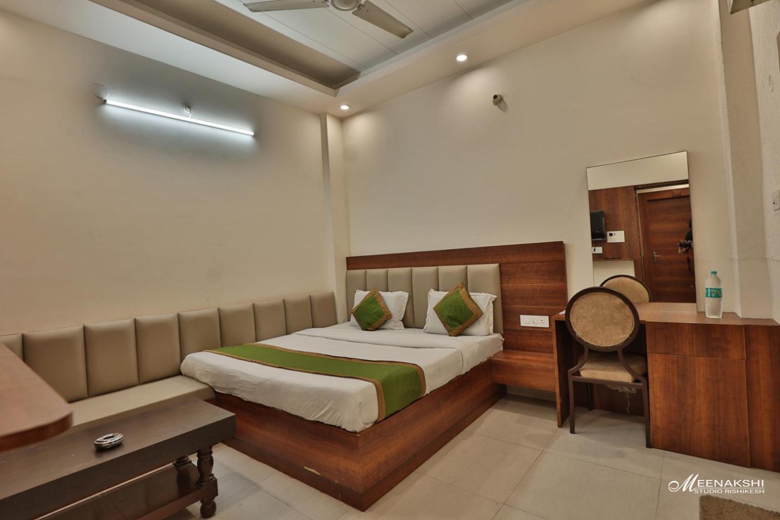 Hotel Haridev Roorkee Buitenkant foto